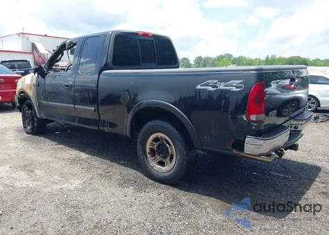 2001 Ford F-150 Lariat/Xl/Xlt z USA, uszkodzony, nr VIN 1FTRX18L51NA38125